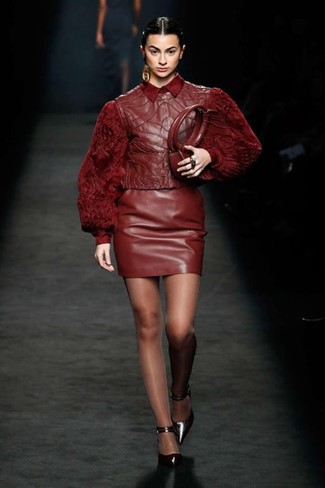 L'Alta Costura es rendeix davant el bordeus aquesta temporada