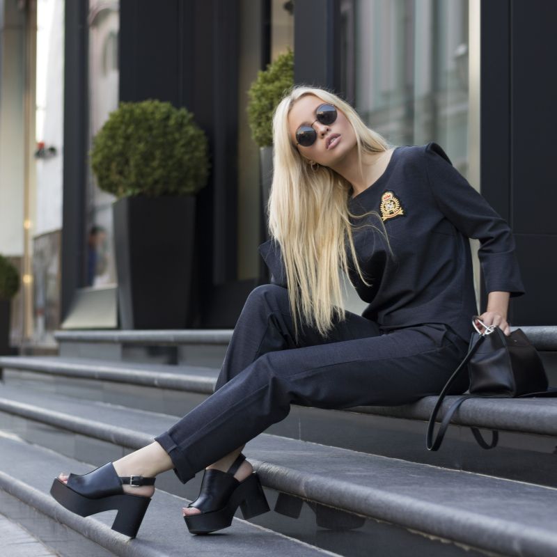 Vull ser model. Qúe faig !